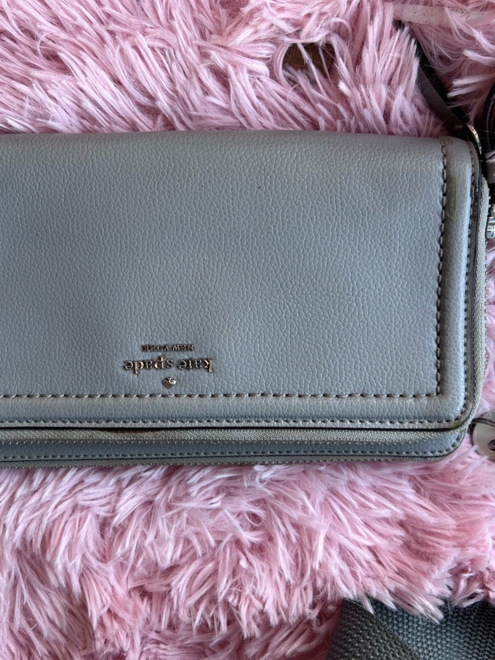 kate spade Gray Leather Zip Wallet Crossbody